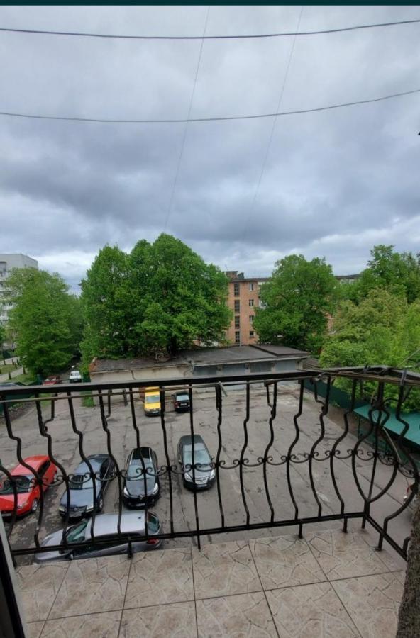 Затишні Апартаменти В Центрі Rivne Dış mekan fotoğraf